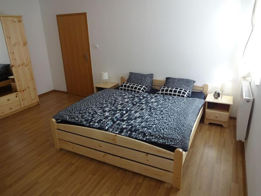 Luxusni Apartman V Centru Boziho Daru Bozi Dar Exterior photo